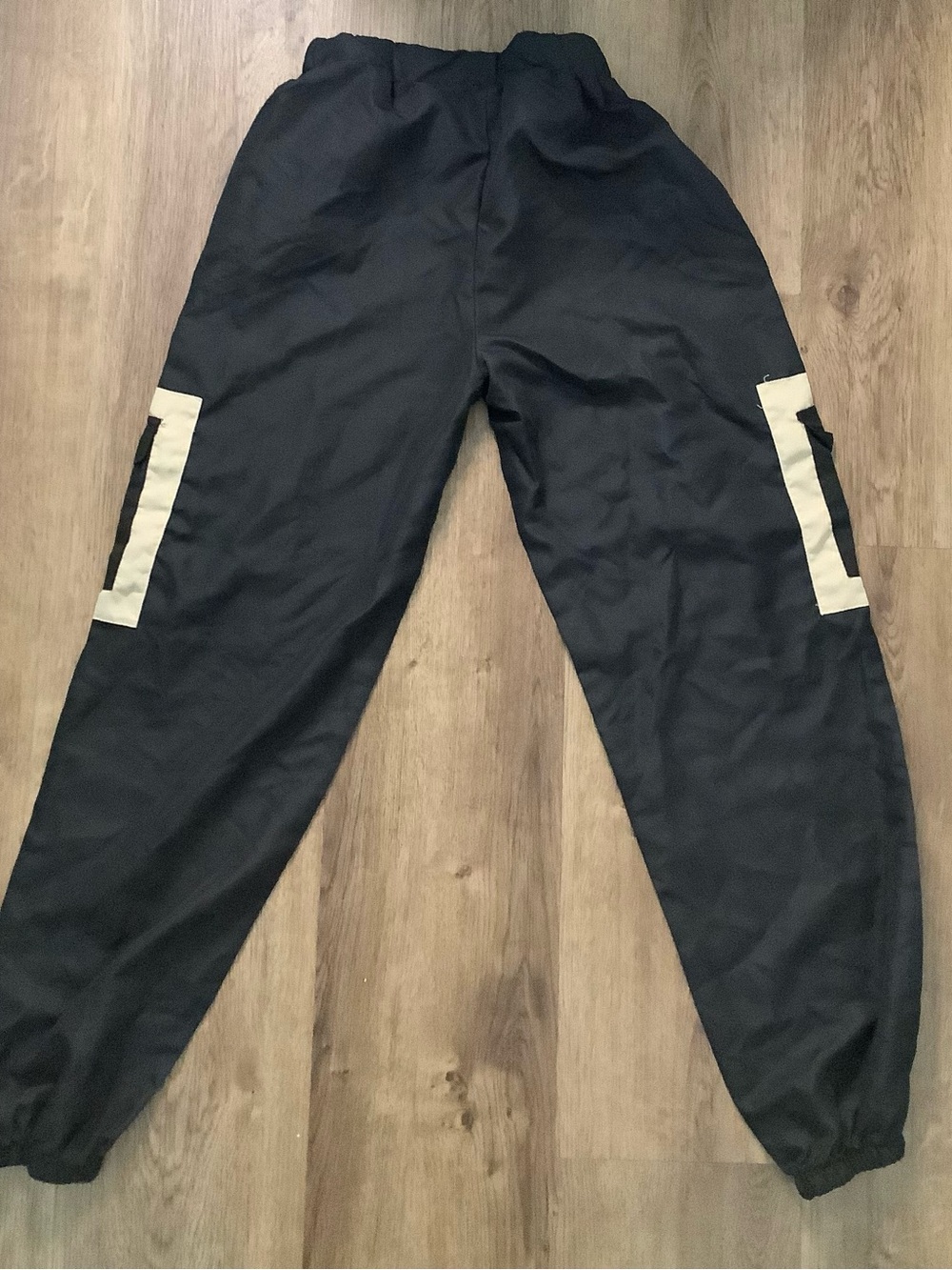 Classic Kids Black and Cream Colorblock Hoodie & Cargo Joggers Set - Picture 5 of 5